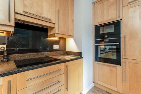 23 Lewis Crescent, Kilbarchan, Johnstone, PA10 2HB