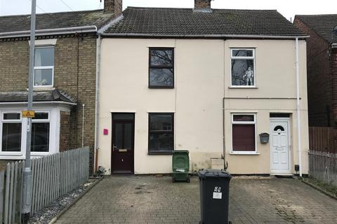 2 bedroom terraced house to rent, Middletons Road, Yaxley, Peterborough