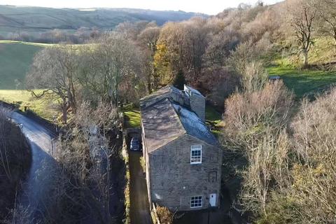 6 bedroom end of terrace house for sale, Goose Eye, Oakworth, Keighley, BD22