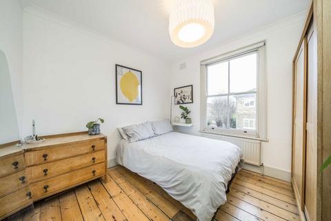 1 bedroom flat for sale, Graham Road, London E8