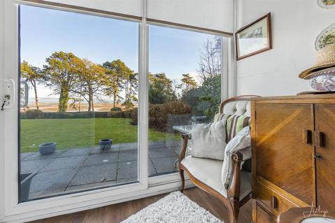 2 bedroom flat for sale, Gullivers Close, West Cross, SA3