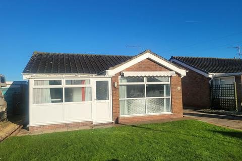 2 bedroom detached bungalow for sale, Wilton Avenue, Skegness PE24