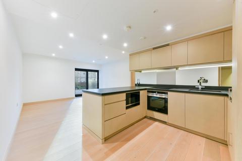 2 bedroom apartment to rent, Legacy Building, Embassy Gardens, London, SW11