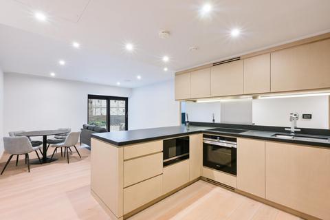 2 bedroom apartment to rent, Legacy Building, Embassy Gardens, London, SW11