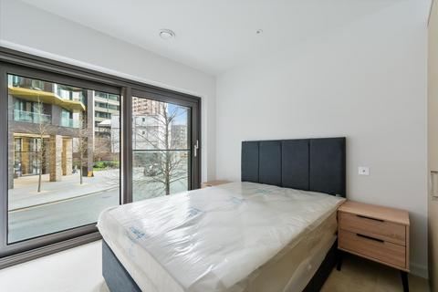 2 bedroom apartment to rent, Legacy Building, Embassy Gardens, London, SW11