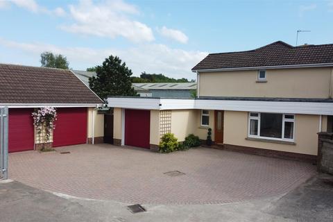 4 bedroom detached house for sale, South Molton