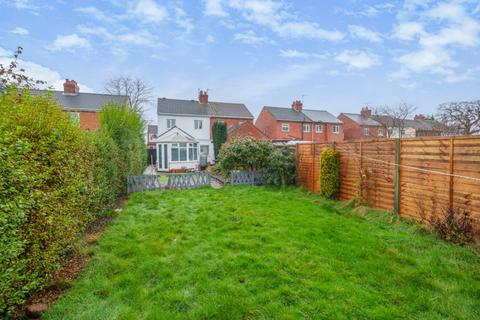 3 bedroom semi-detached house for sale, St. Helens Avenue, Lincoln, Lincolnshire, LN6