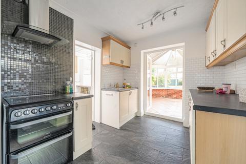 3 bedroom semi-detached house for sale, St. Helens Avenue, Lincoln, Lincolnshire, LN6