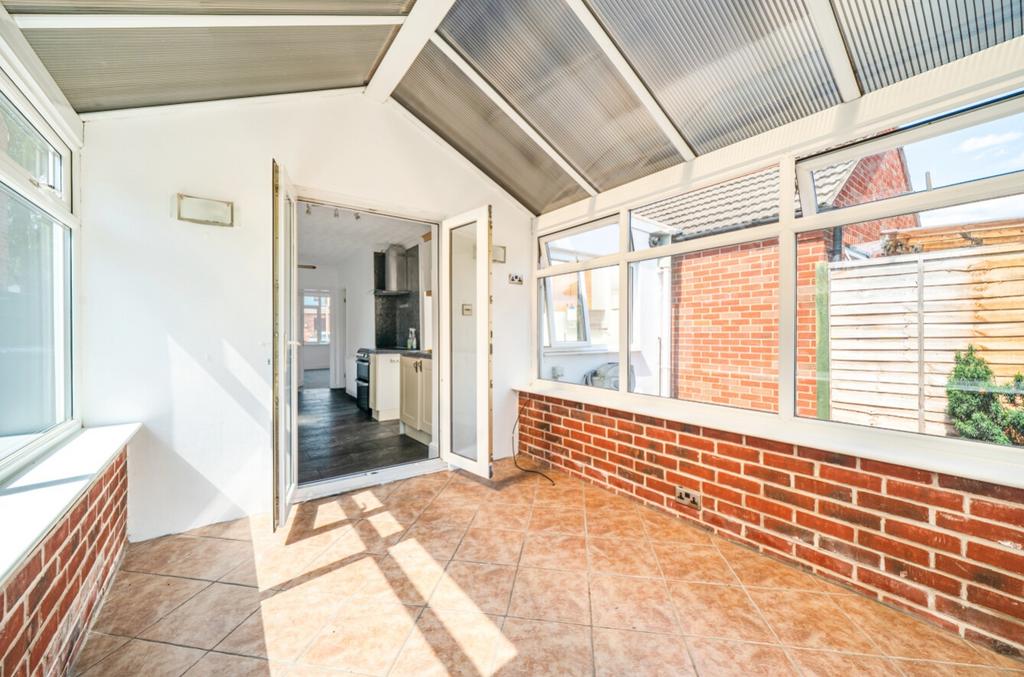 1336100-6-68967e4528851