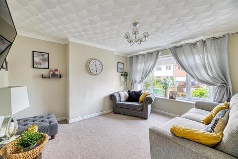 3 bedroom semi-detached house for sale, Hilton Avenue, Great Sankey, Warrington