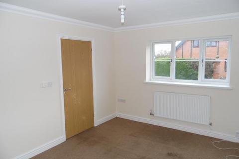 3 bedroom semi-detached house to rent, Heolgerrig, Merthyr Tydfil CF48