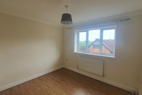 3 bedroom semi-detached house to rent, Heolgerrig, Merthyr Tydfil CF48