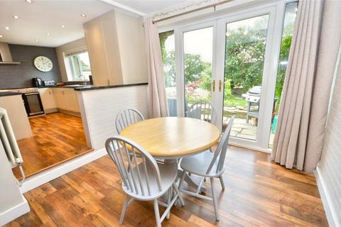 4 bedroom semi-detached house for sale, Moseley Wood Gardens, Cookridge, Leeds