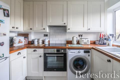 2 bedroom apartment for sale, Holloway Crescent, Leaden Roding, CM6