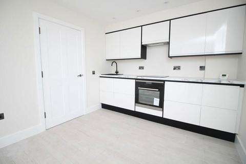 2 bedroom flat for sale, Park Street, Hatfield, Hertfordshire, AL9 5AT