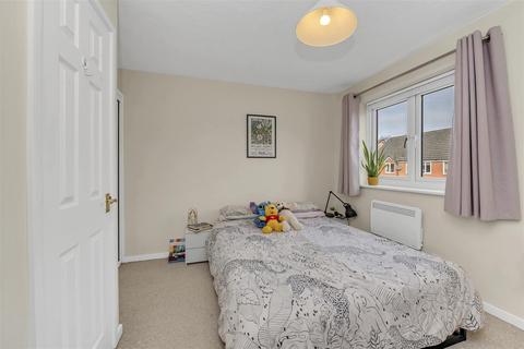 2 bedroom semi-detached house for sale, Hepworth Avenue, Bury St. Edmunds