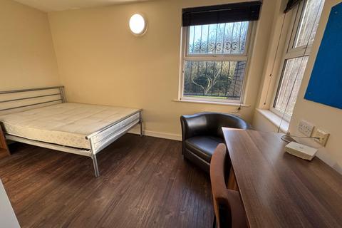 Studio to rent, St. Anns Lodge, St. Anns Lane, Leeds, LS4