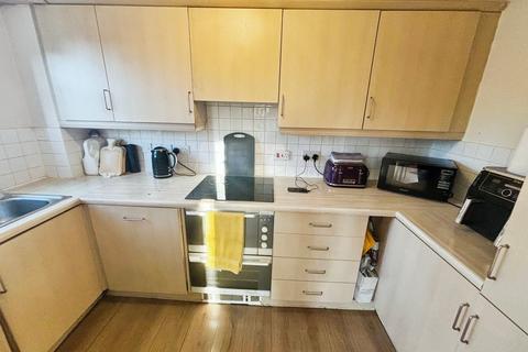 2 bedroom flat to rent, Wilmslow Road, Manchester, M20