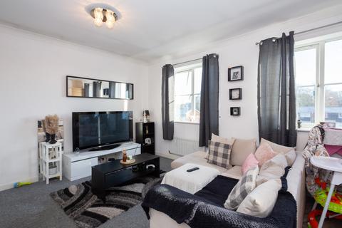 2 bedroom flat for sale, Haydock Avenue, Sale M33