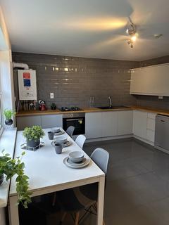 6 bedroom terraced house to rent, Denison Street, Nottingham NG7