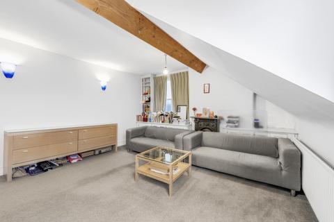 2 bedroom apartment for sale, Mount Park Road, London, W5