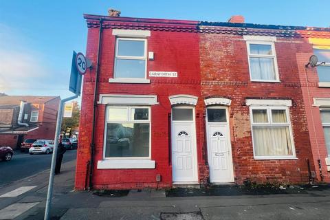 2 bedroom end of terrace house to rent, Carnforth Street, Manchester