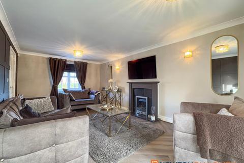 5 bedroom detached house for sale, Normanton Road, Newark NG24