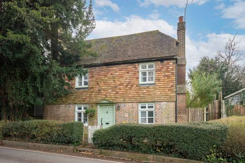 3 bedroom detached house for sale, Haywards Heath Road, Balcombe, RH17