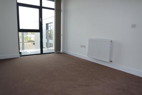 2 bedroom apartment for sale, Darkes Lane, Potters Bar EN6