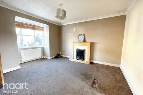 2 bedroom end of terrace house for sale, Kingfisher Drive, Wisbech