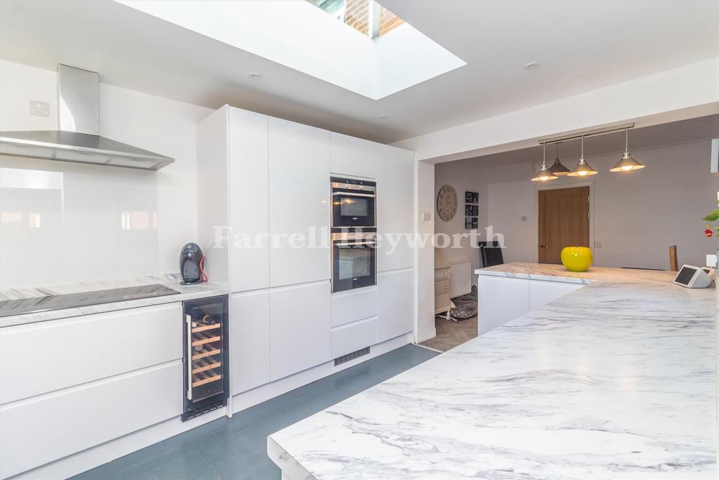 Kitchen image 2
