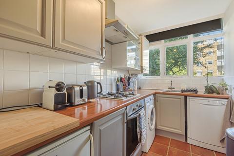 2 bedroom flat to rent, Kersfield Road Putney SW15