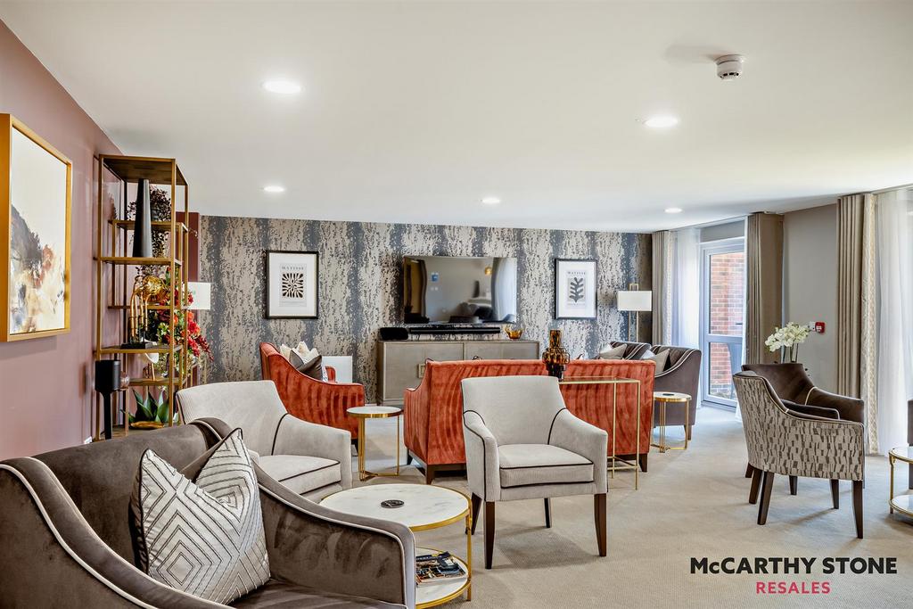 8598437-interior03-800.jpg