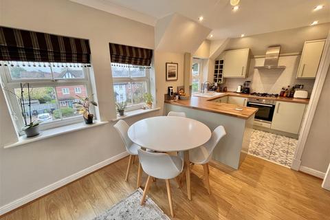 2 bedroom flat for sale, Brompton Way, Handforth