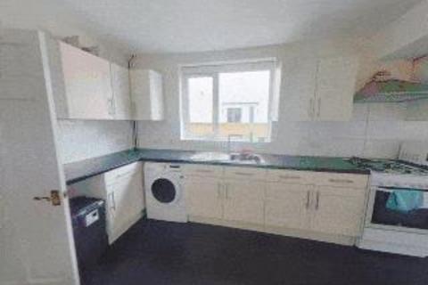 4 bedroom terraced house to rent, Harold Road, Southsea