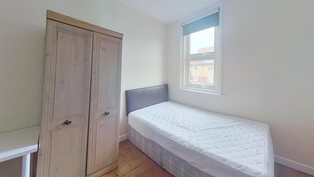 Harold-Road-Bedroom(1).jpg