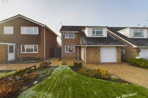 3 bedroom detached house for sale, Turnfurlong Lane, Aylesbury, Buckinghamshire