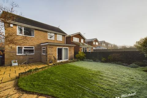 3 bedroom detached house for sale, Turnfurlong Lane, Aylesbury, Buckinghamshire