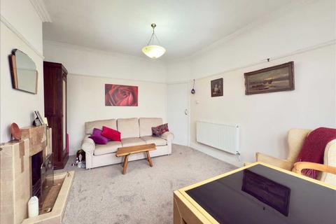 2 bedroom apartment for sale, Leigh on Sea SS9