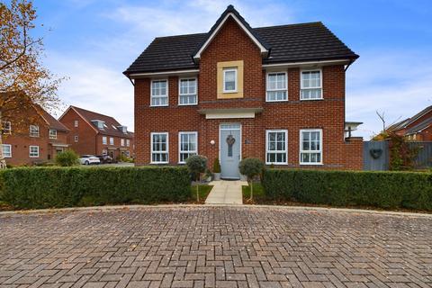 3 bedroom semi-detached house for sale, Texan Close, Warton PR4