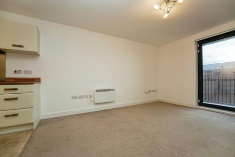 1 bedroom apartment for sale, Kiln Close, Gloucester, Gloucestershire, GL1