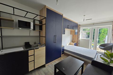 undefined, Merrion Avenue, Stanmore, HA7