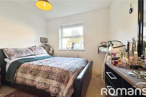 65 Crispin Way, Uxbridge, UB8 3WT
