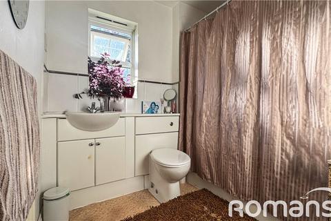 65 Crispin Way, Uxbridge, UB8 3WT