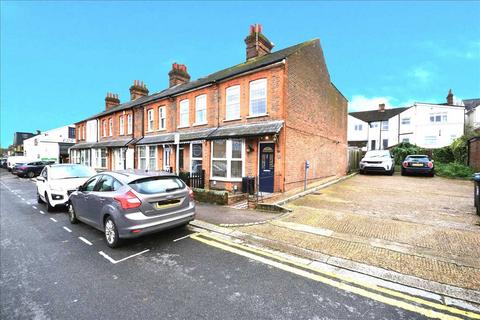 undefined, Henry Street, Apsley