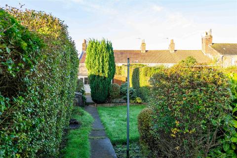 2 bedroom end of terrace house for sale, Greenshaw Lane, Patrington