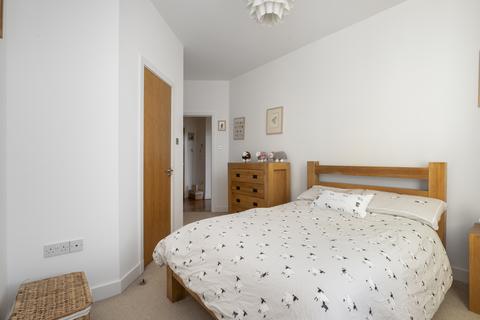 8e High Street, Penicuik, EH26 8HW