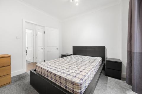 2 bedroom flat to rent, Warden Road, Kentish Town, London