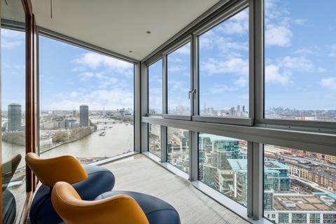 2 bedroom flat to rent, The Tower, 1 St. George Wharf, London