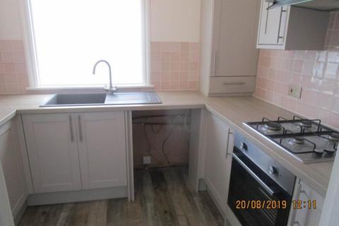 2 bedroom flat to rent, Alexandra Road, Southend On Sea